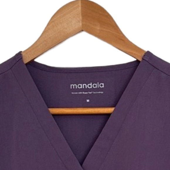 #16 MANDALA ~ Eggplant Purple Short Sleeve Drawstring Waist Scrub Set size M - Picture 3 of 10